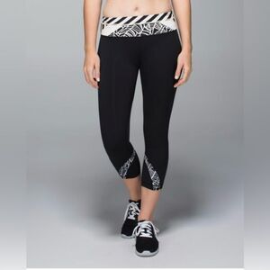 Lululemon Run: Inspire Crop II Leggings Women Size 4